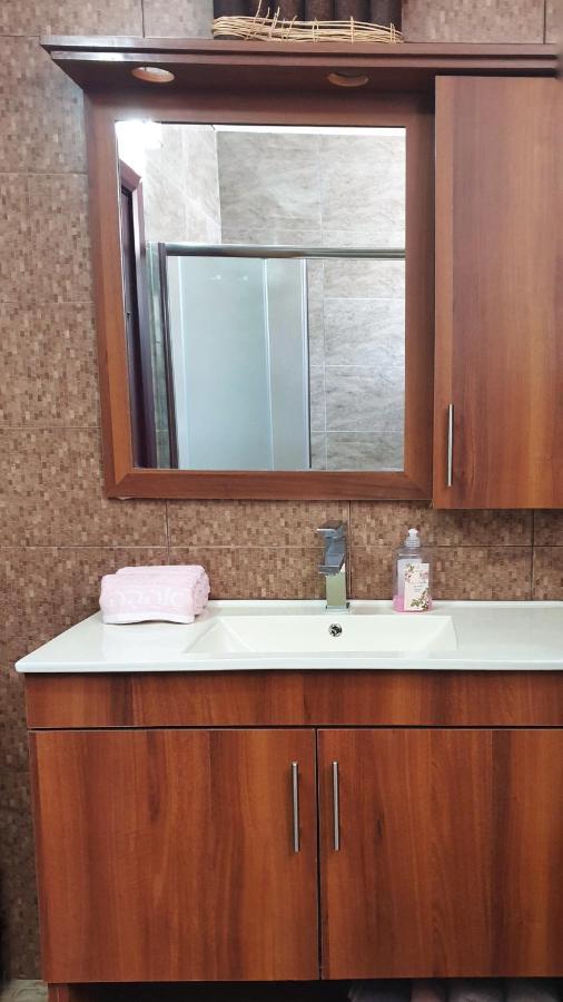 Martini Dead Sea Villa Неве Зохар Екстериор снимка